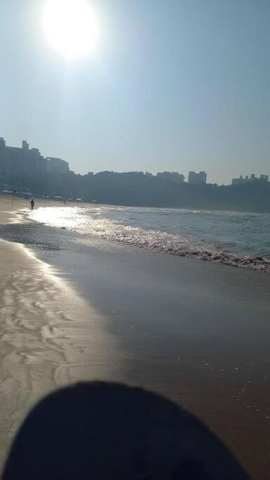 Apto Praia Do Tombo 瓜鲁雅 外观 照片