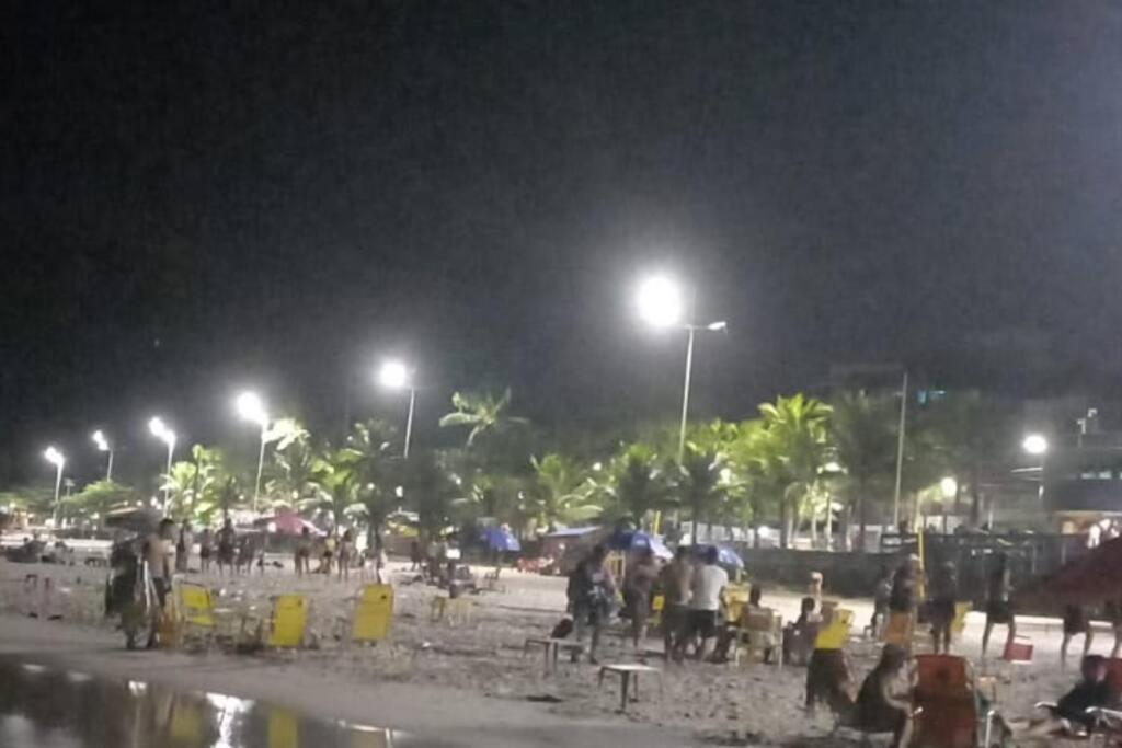 Apto Praia Do Tombo 瓜鲁雅 外观 照片